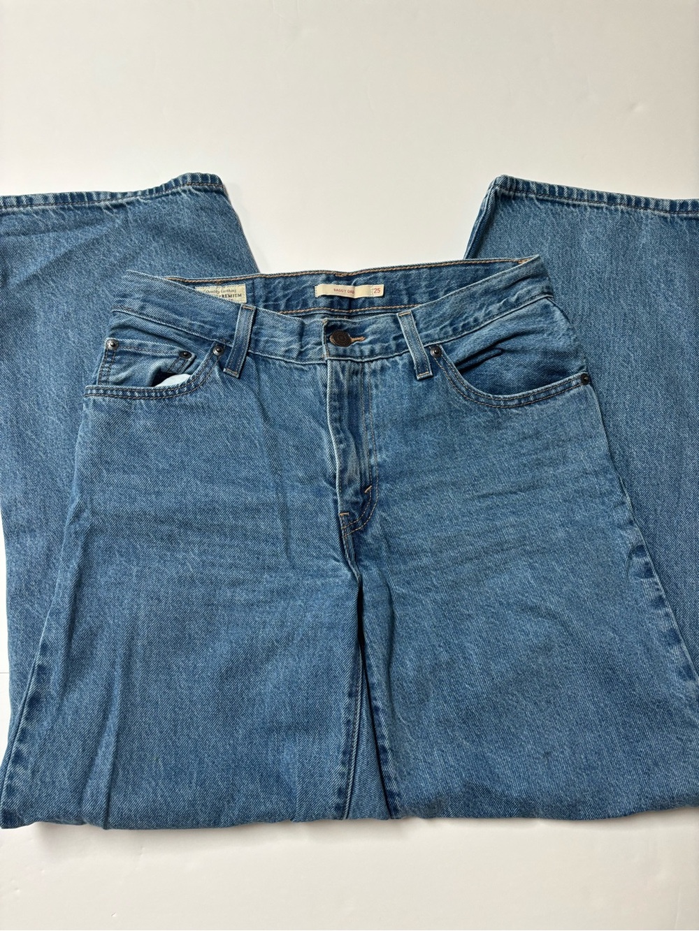 Levi's Baggy Dad Denim Jeans - Picture 3 of 3
